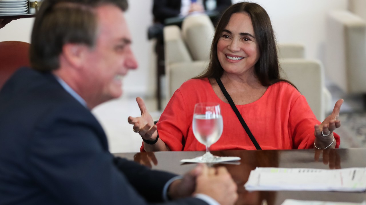 Regina Duarte se encontra com o presidente Jair Bolsonaro