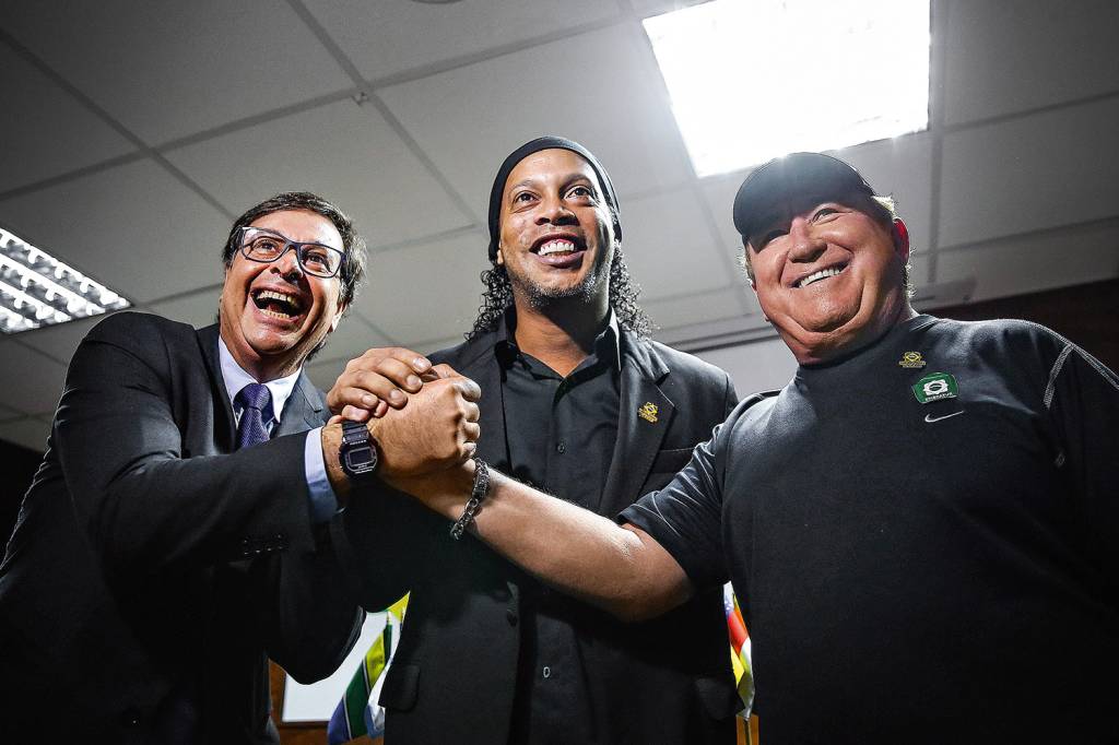 GILSON-MACHADO-EMBRATUR-RONALDINHO-GAUCHO-AMADO-BATISTA-2019 GILSON-MACHADO-EMBRATUR-RONALDINHO-GAUCHO-AMADO-BATISTA-2019