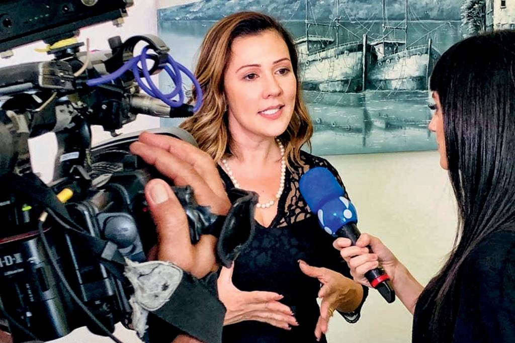 A ESTRATEGISTA - Karina Kufa: a advogada mantém linha direta com Bolsonaro