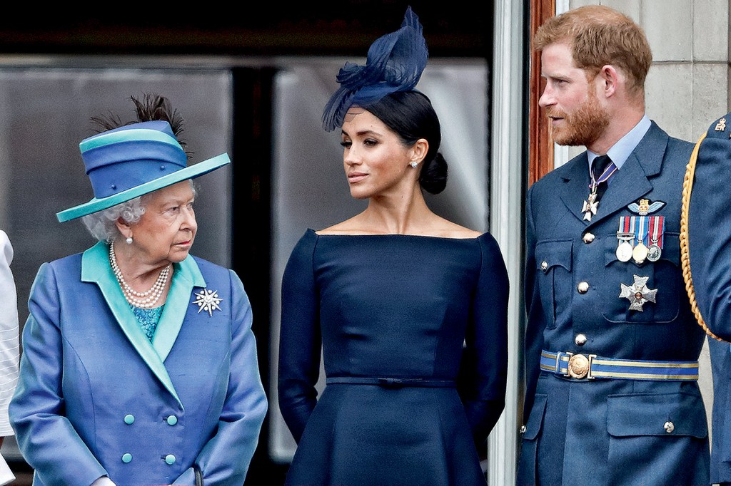 REVOADA - A rainha Elizabeth com Meghan e Harry: o casal já vinha demonstrando sua insatisfação