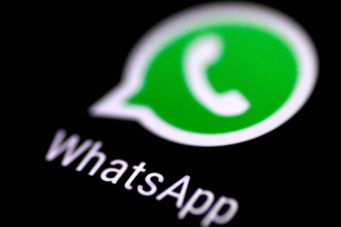 Projeto de lei que co-responsabilizar redes sociais e WhatsApp pela propagação de notícias falsas