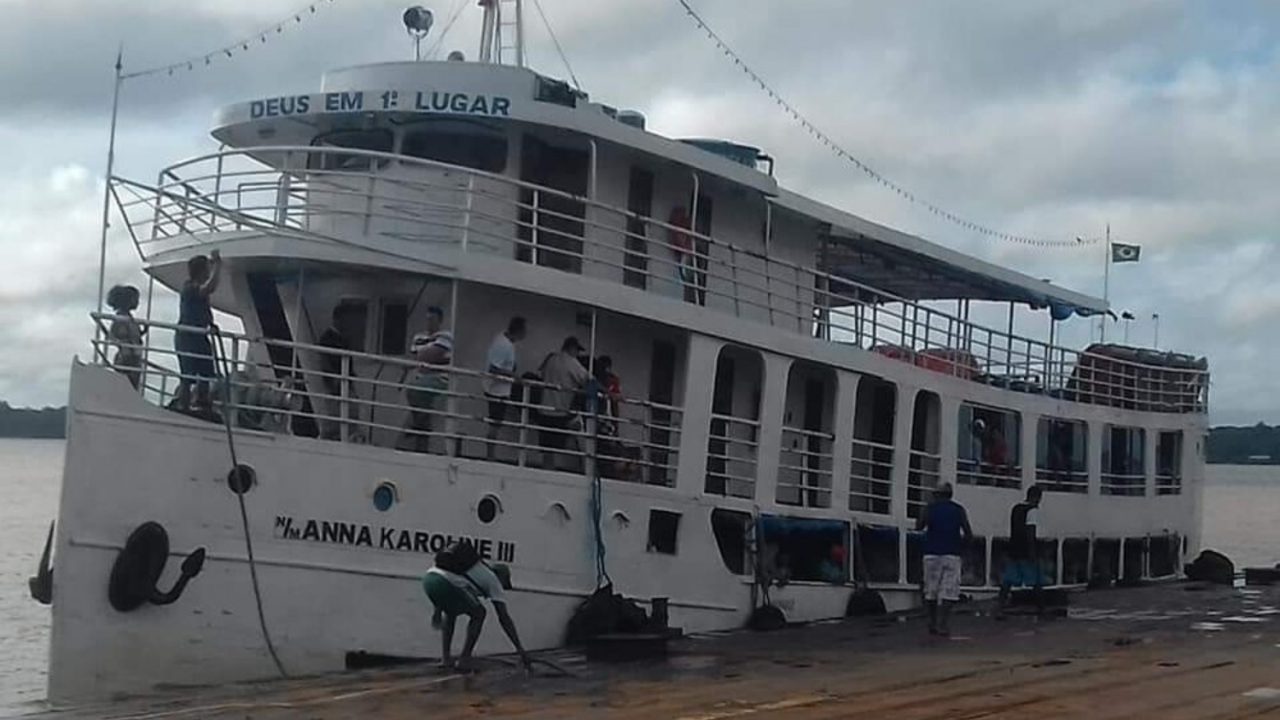 Embarcação naufraga ao sul do Amapá