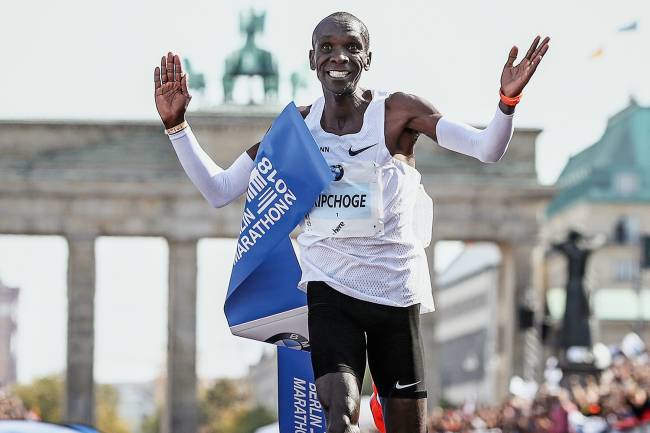2 HORAS, 1 MINUTO E 39 SEGUNDOS - O recorde de Eliud Kipchoge na Maratona de Berlim