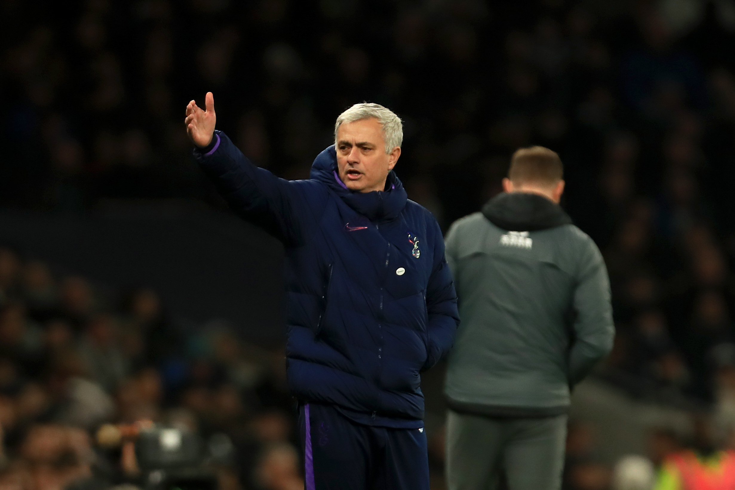 Após passagem frustrada pelo Tottenham, Mourinho acertou com a Roma -