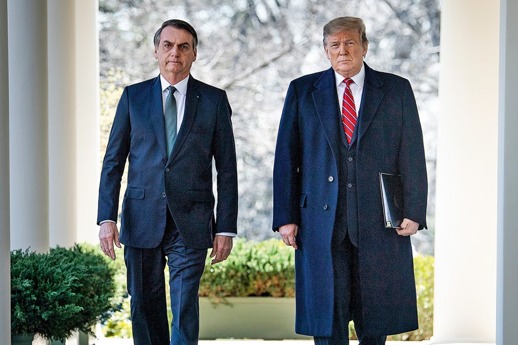 Presidente Jair Bolsonaro e ex-presidente dos EUA, Donald Trump, na Casa Branca, em Washington. 19/03/2019