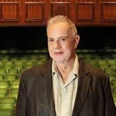 Meio século de humor: Luiz Fernando Guimarães revisita sua trajetória