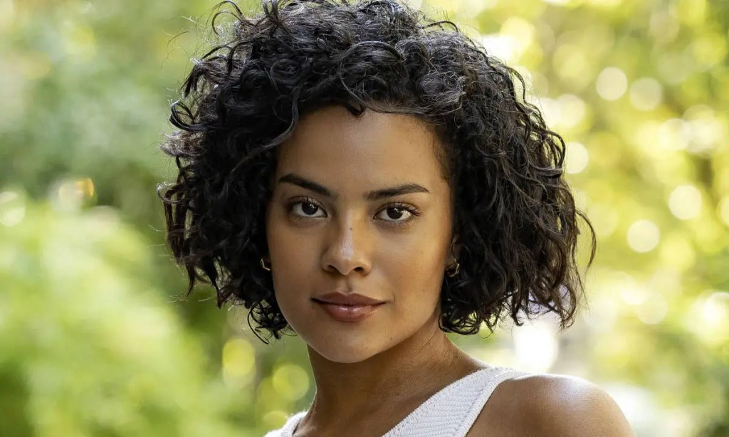 O que diz crítica feita a ‘Vale Tudo’ que ganhou ‘like’ de Bella Campos