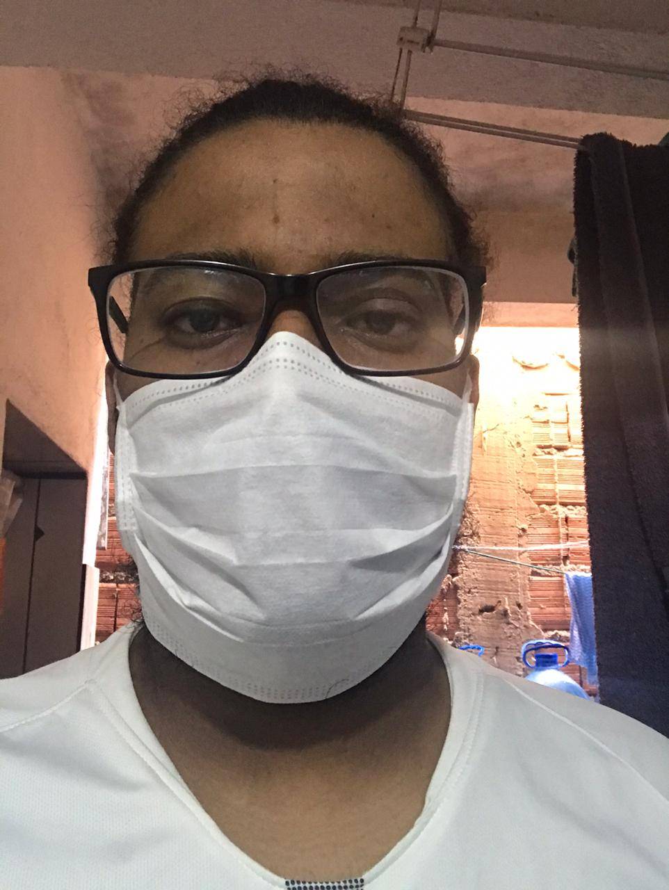 Medo, solidariedade e improviso: a pandemia numa das maiores favelas de SP