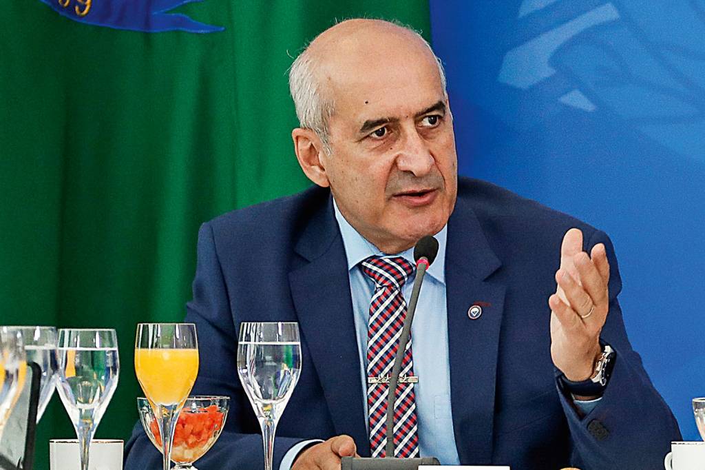 Quem fala pelas Forças Armadas, afinal?