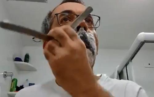 .