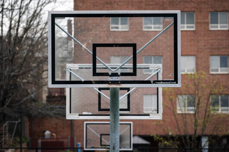 Cesta de basquete arrancada em Washington, capital dos EUA