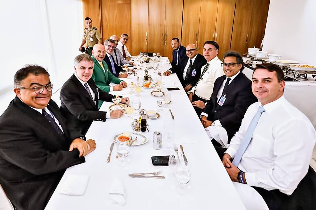 JAIR BOLSONARO-NIGRI-HAVAN-2020-1.jpg JAIR BOLSONARO-NIGRI-HAVAN-2020-1.jpg