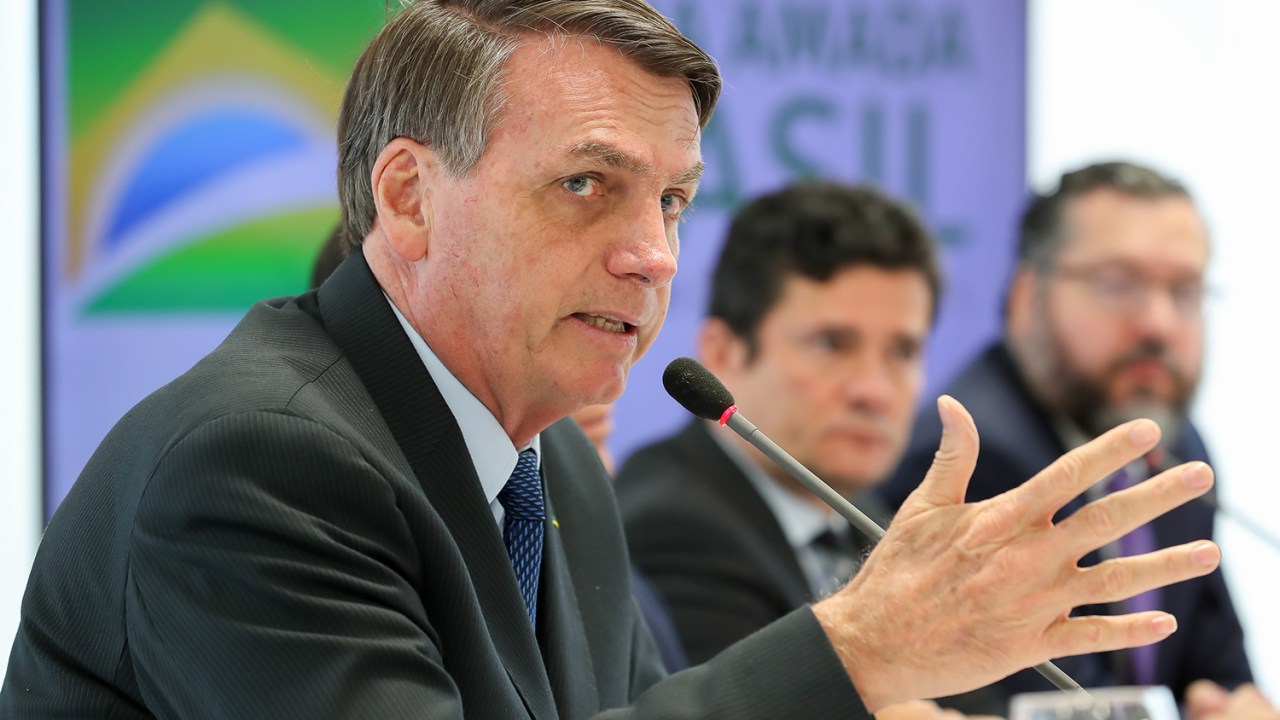Jair Bolsonaro durante reunião ministerial ocorrida no dia 22/04/2020 e citada pelo ex-ministro Sergio Moro em depoimento à PF