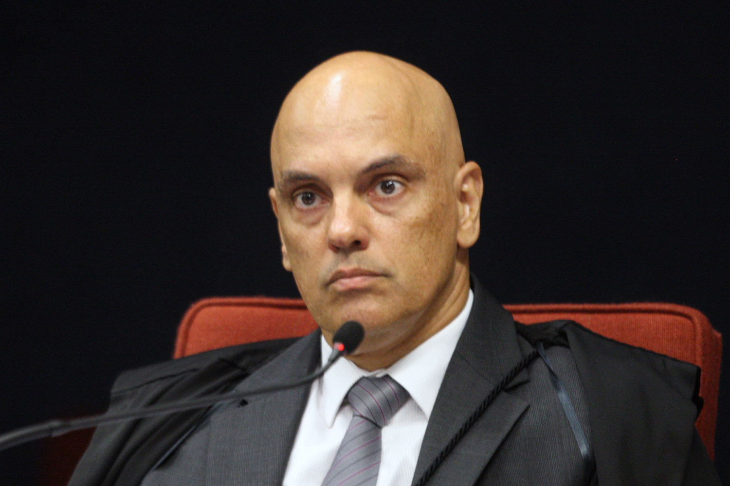 Ministro do STF Alexandre de Moraes é diagnosticado com Covid-19 | VEJA