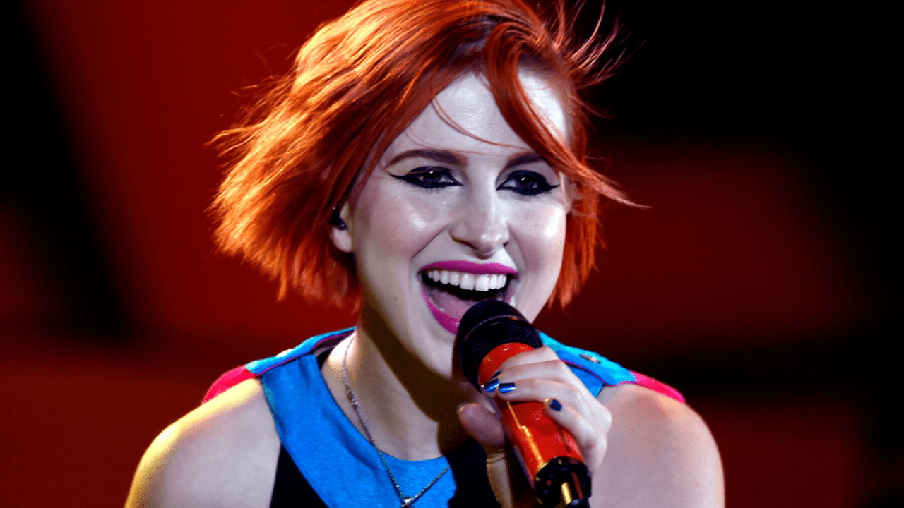 Vocalista do Paramore, Hayley Williams, lança primeiro álbum solo