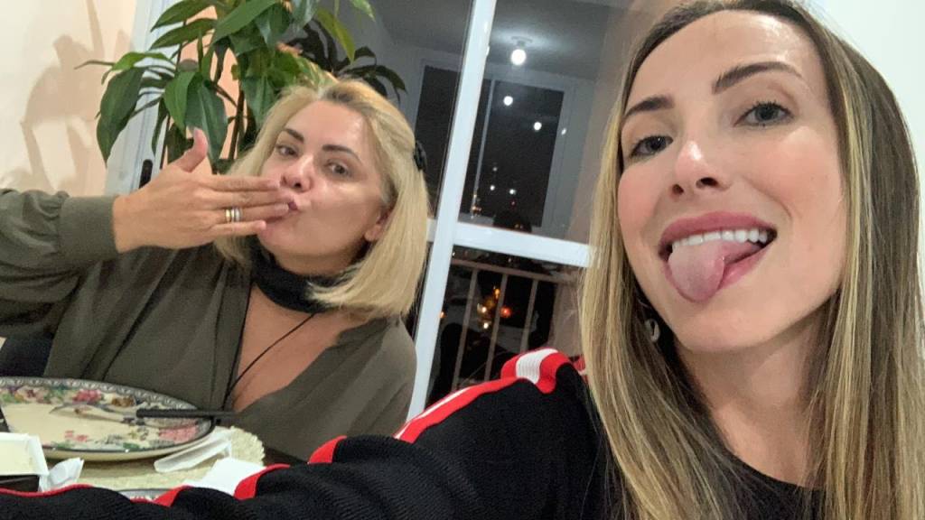 Luana e Ana Cristina Luana e Ana Cristina