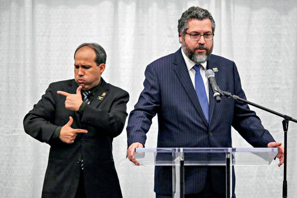 Brazilian Foreign Minister Ernesto Araujo speaks during a meeting with the Brazilian community at The Miami Dade College Auditorium, in Miami Brazilian Foreign Minister Ernesto Araujo speaks during a meeting with the Brazilian community at The Miami Dade College Auditorium, in Miami