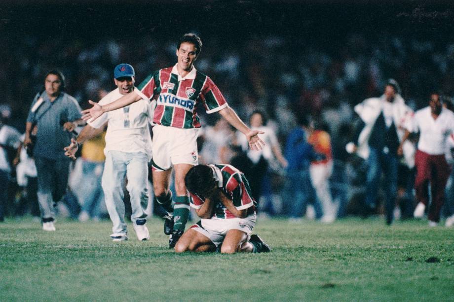 Ézio e Renato Gaucho, do Fluminense, comemorando a conquista do Campeonato Carioca, em 1995