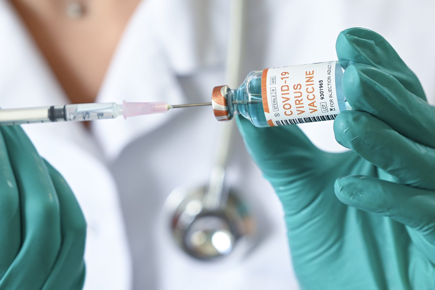 Empresas anunciam fábrica no Rio para produzir vacina da Covid-19 ...