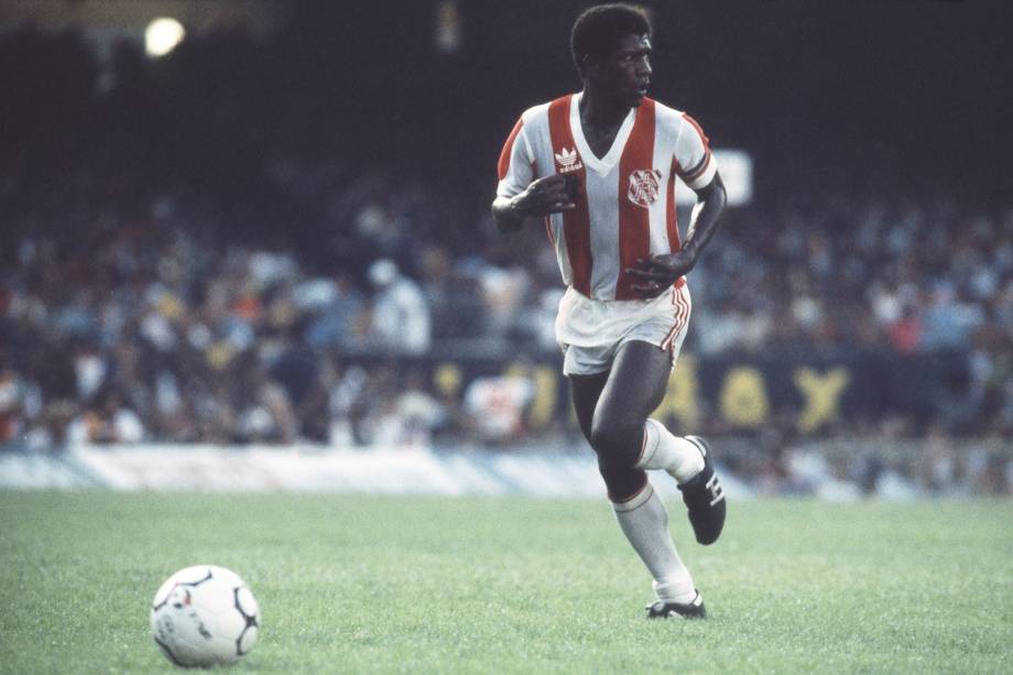 Marinho durante jogo do Bangu pelo Campeonato Carioca de 1985