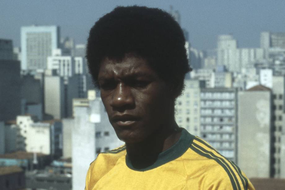 Marinho com a camisa da seleção brasileira, em 1980