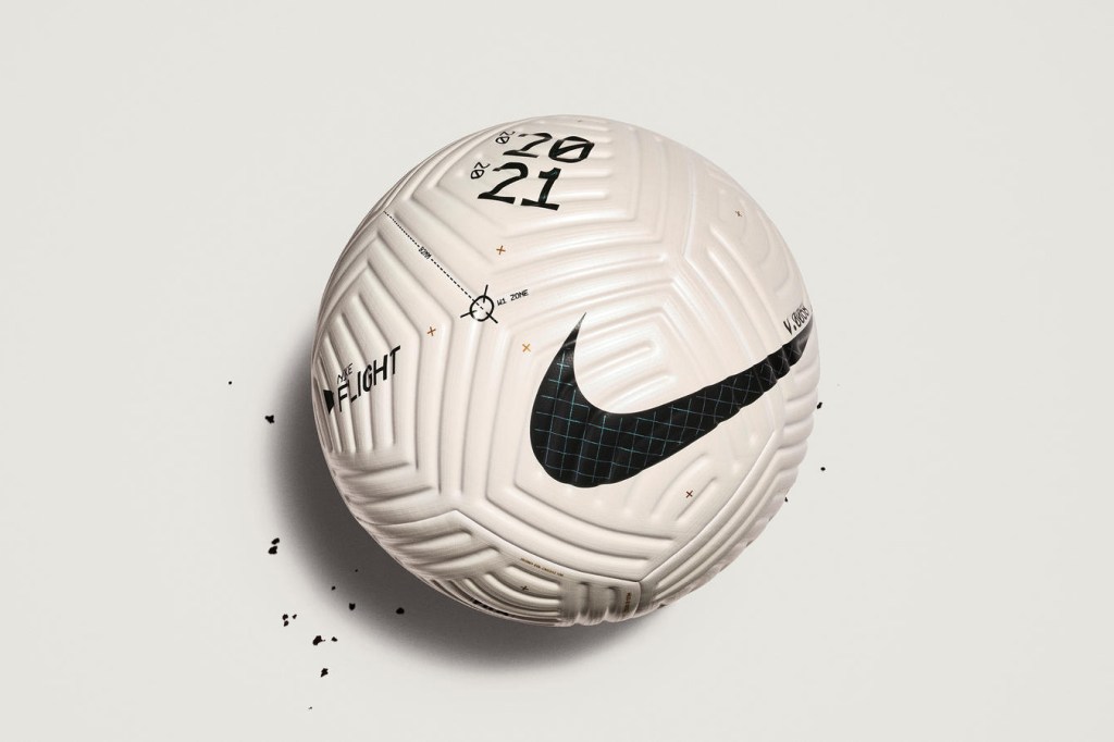 A novíssima bola Nike Flight, que será usada a partir da próxima temporada