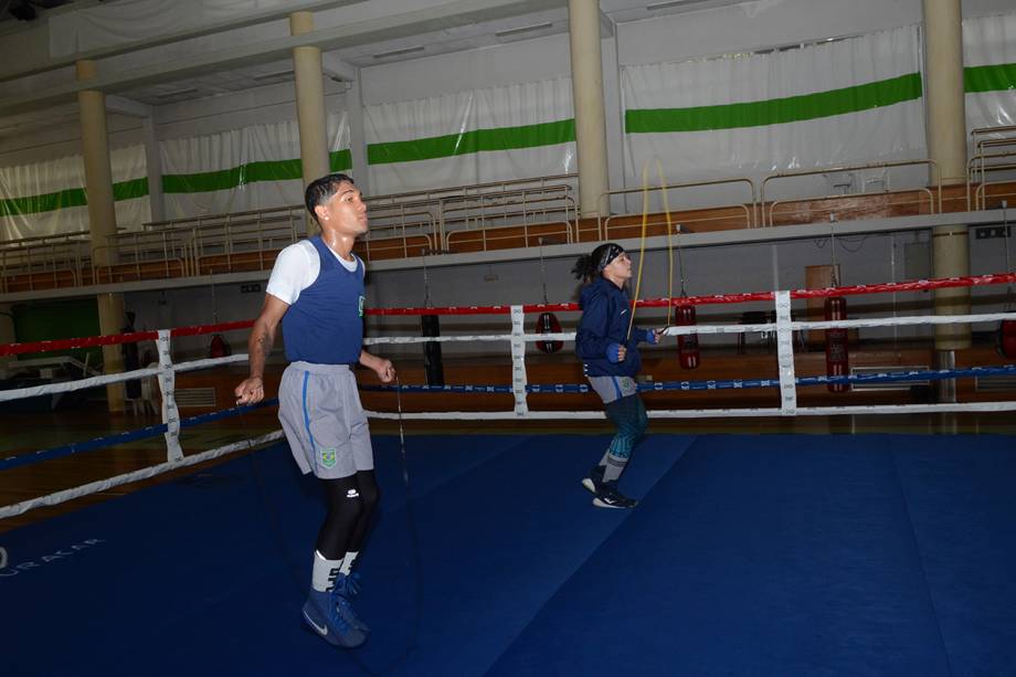 Equipe de Boxe durante os treinos, em Sangalhos