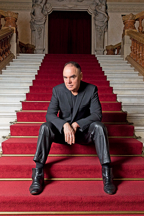 O estilista Reinaldo Lourenço. O estilista Reinaldo Lourenço.