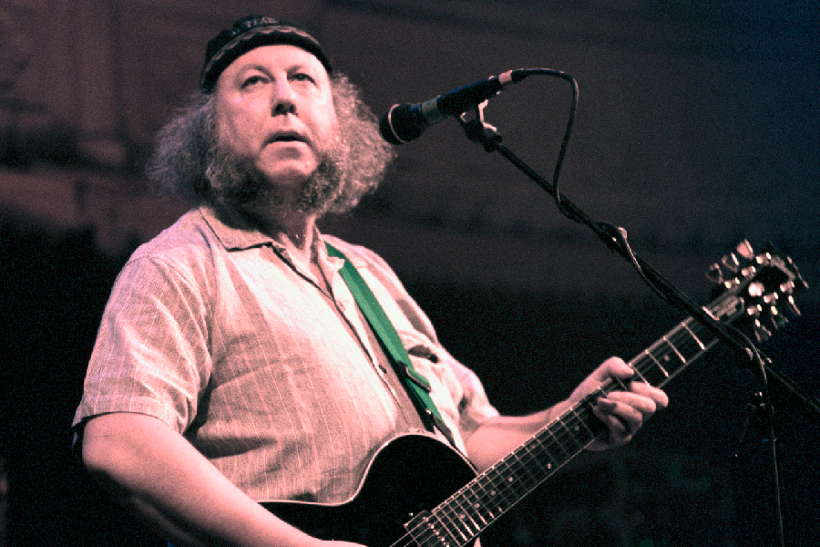 O guitarrista Peter Green, um dos fundadores do Fleetwood Mac, em foto de 1996
