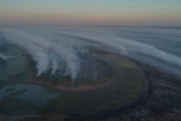 Vista aérea dos incêndios no Pantanal que se arrastam há semanas Vista aérea dos incêndios no Pantanal que se arrastam há semanas