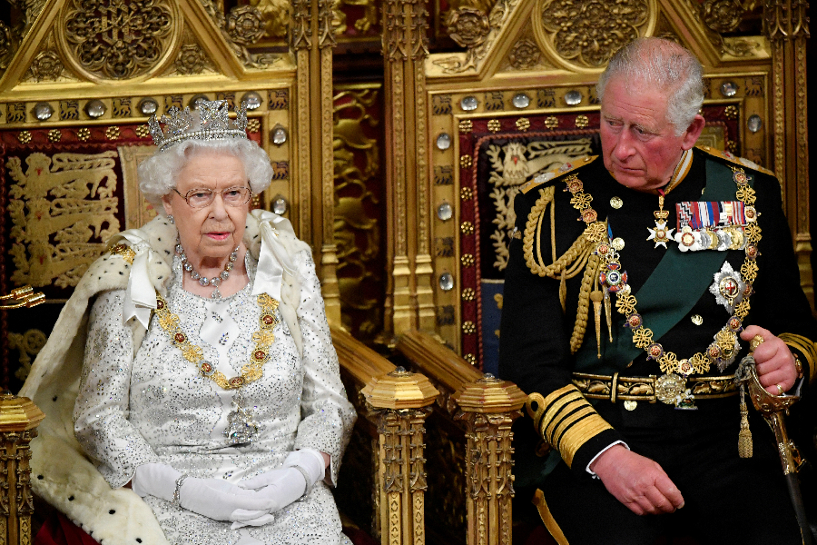 Rainha Elizabeth II e Príncipe Charles
