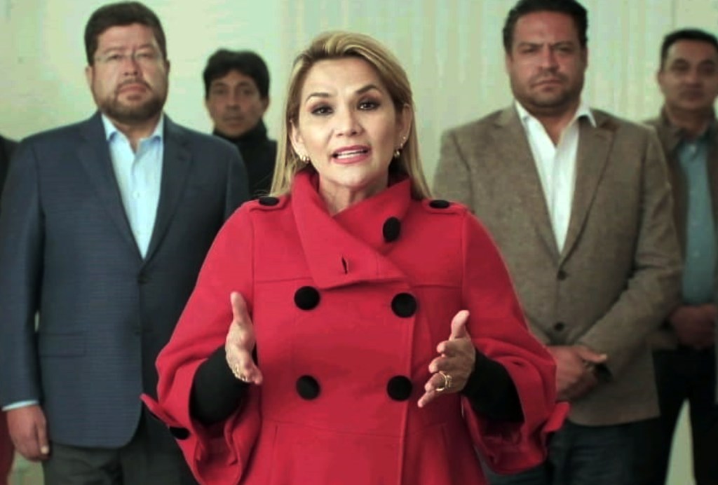 Jeanine Áñez, ex-presidente interina da Bolívia: cumprirá pena em penitenciária de La Paz
