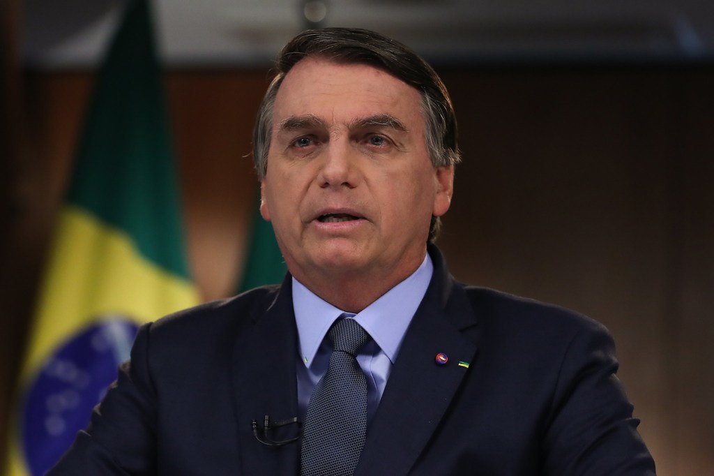 O ex-presidente Jair Bolsonaro (PL) convoca apoiadores para manifestação na praia de Copacabana, no Rio de Janeiro, em vídeo divulgado nas redes sociais