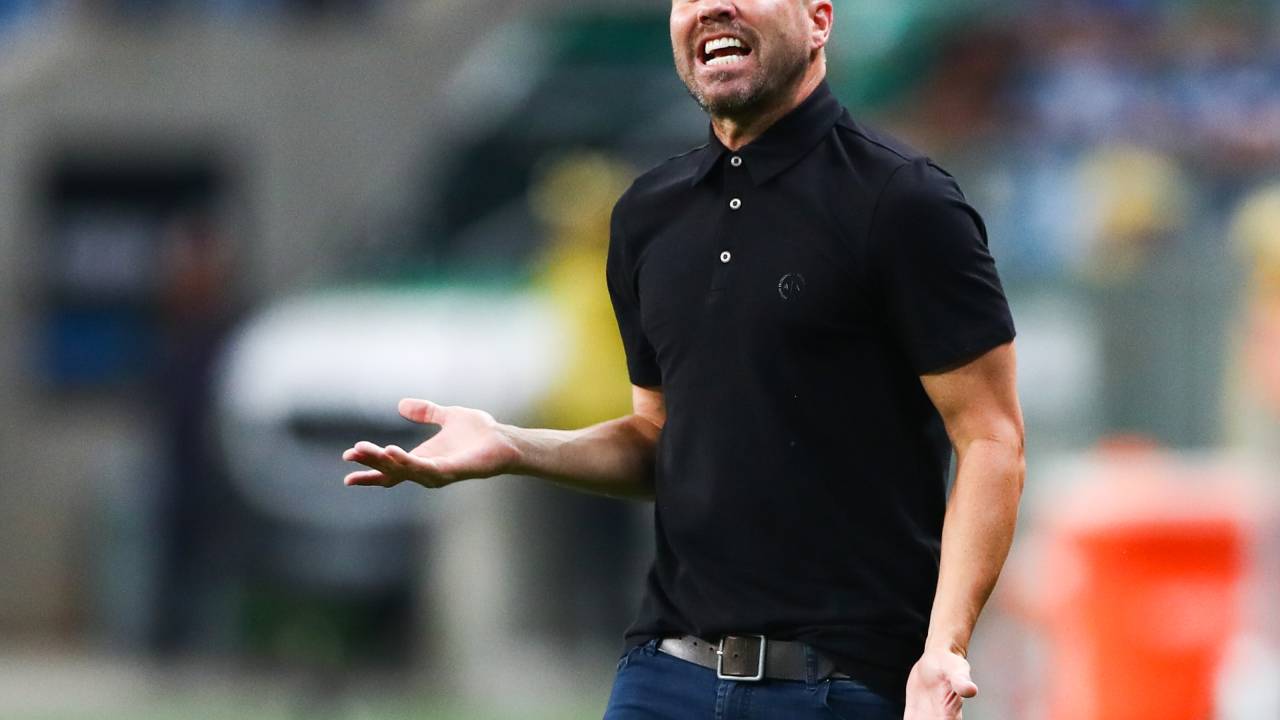 Eduardo Coudet, técnico do Inter