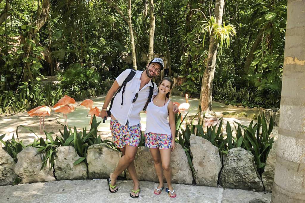 VANTAGEM - Muylaert e Maria Augusta em Cancún: pouca gente e preço baixo -