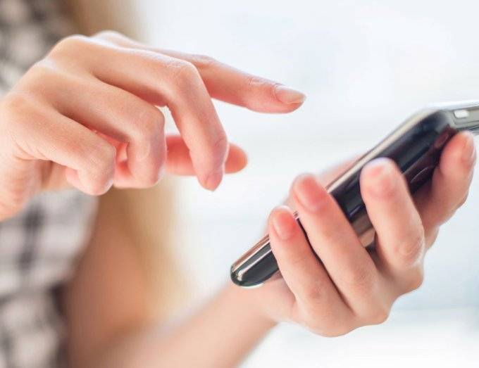 Hormônio do crescimento: da agulha ao celular, nova tecnologia transforma rotina de quem usa GH