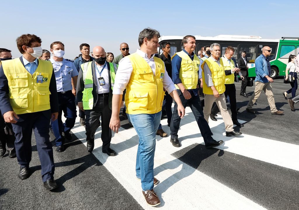 Presidente Bolsonaro em visita às obras de recuperação de pista de Congonhas