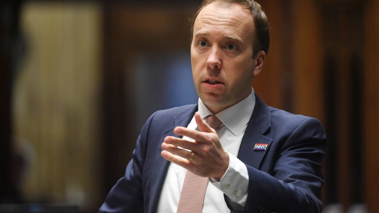 O ministro da Saúde do Reino Unido, Matt Hancock, durante sessão no Parlamento em que anunciou novas restrições sociais por conta da Covid-19 - 15/10/2020