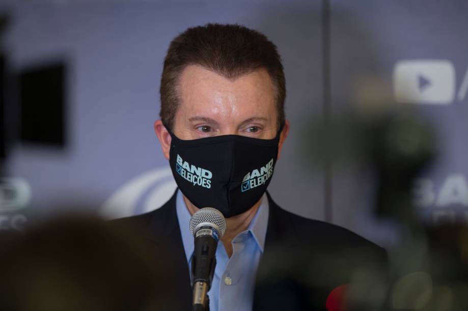 O candidato Celso Russomano (Republicanos) durante sua chegada ao primeiro debate eleitoral para a prefeitura de São Paulo - O candidato Celso Russomano (Republicanos) durante sua chegada ao primeiro debate eleitoral para a prefeitura de São Paulo -