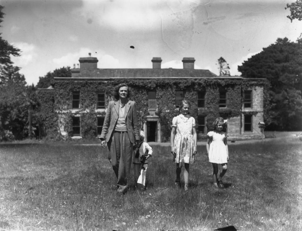 Du Maurier Home Du Maurier Home