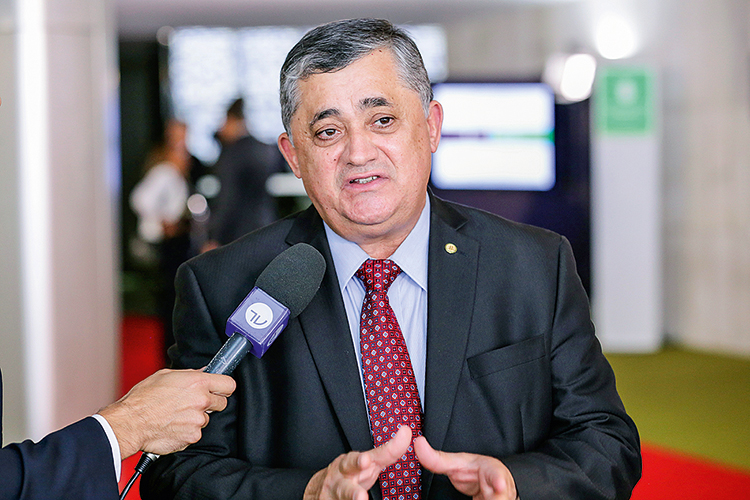 Guimarães rebate relator do PL Antifacção e diz que governo negociou com Motta