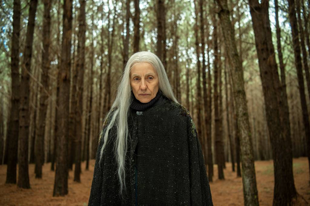 Cássia Kis é a bruxas Haia na série 'Desalma', do Globoplay