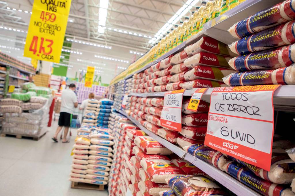 CARESTIA - Alimentos: a inflação desses itens é de quase 10% em 2020 -