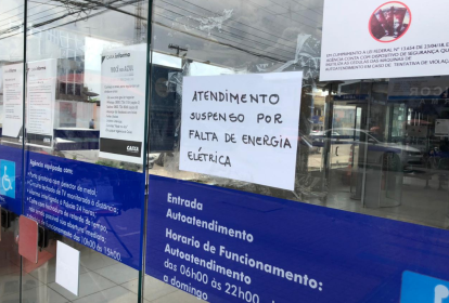 Agência da Caixa Federal suspende o atendimento em Macapá devido ao apagão que já dura 48 horas -