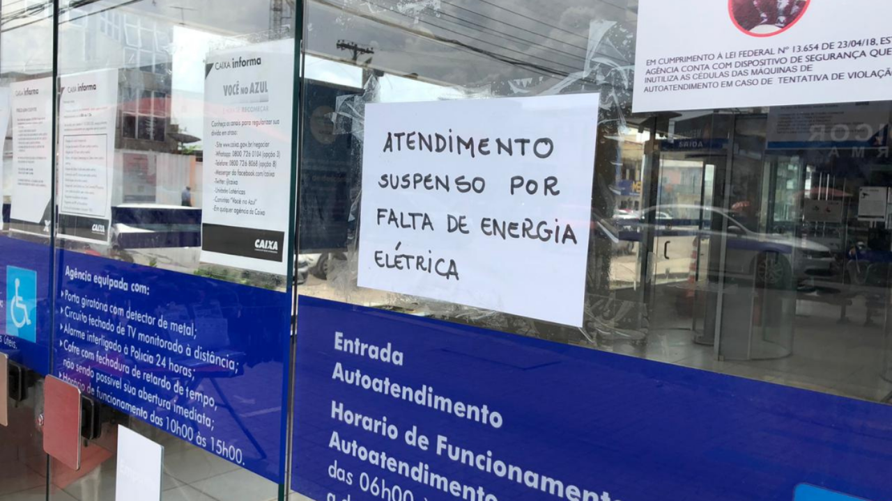 Agência da Caixa Federal suspende o atendimento em Macapá devido ao apagão que já dura 48 horas -