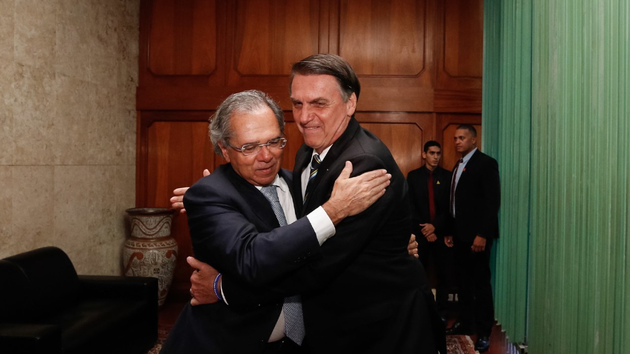 Jair Bolsonaro em visita ao ministro Paulo Guedes