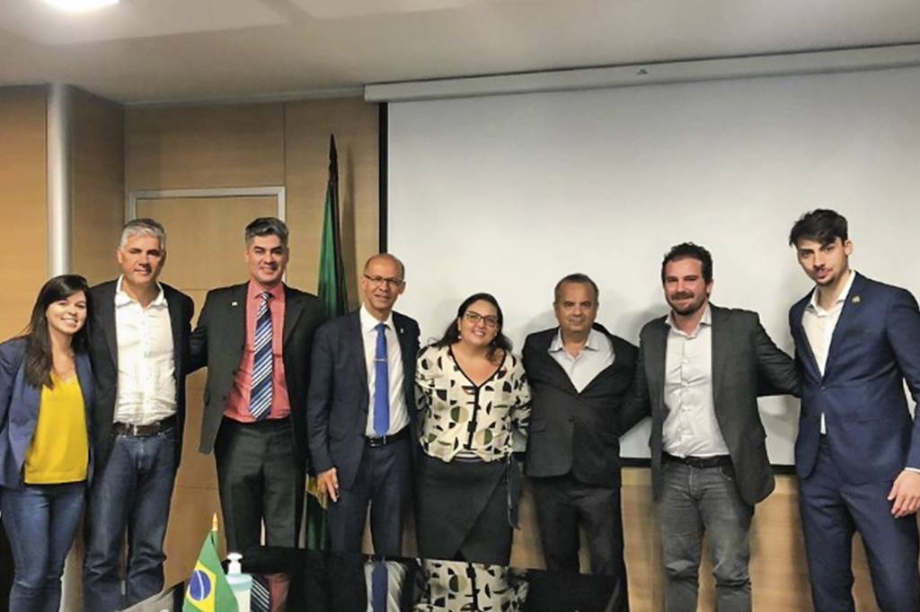 Renan-Bolsonaro-no-MDR.jpg CASA DE PEDRA - Rogério Marinho: o ministro recebeu Renan e empresários a pedido do Palácio do Planalto -