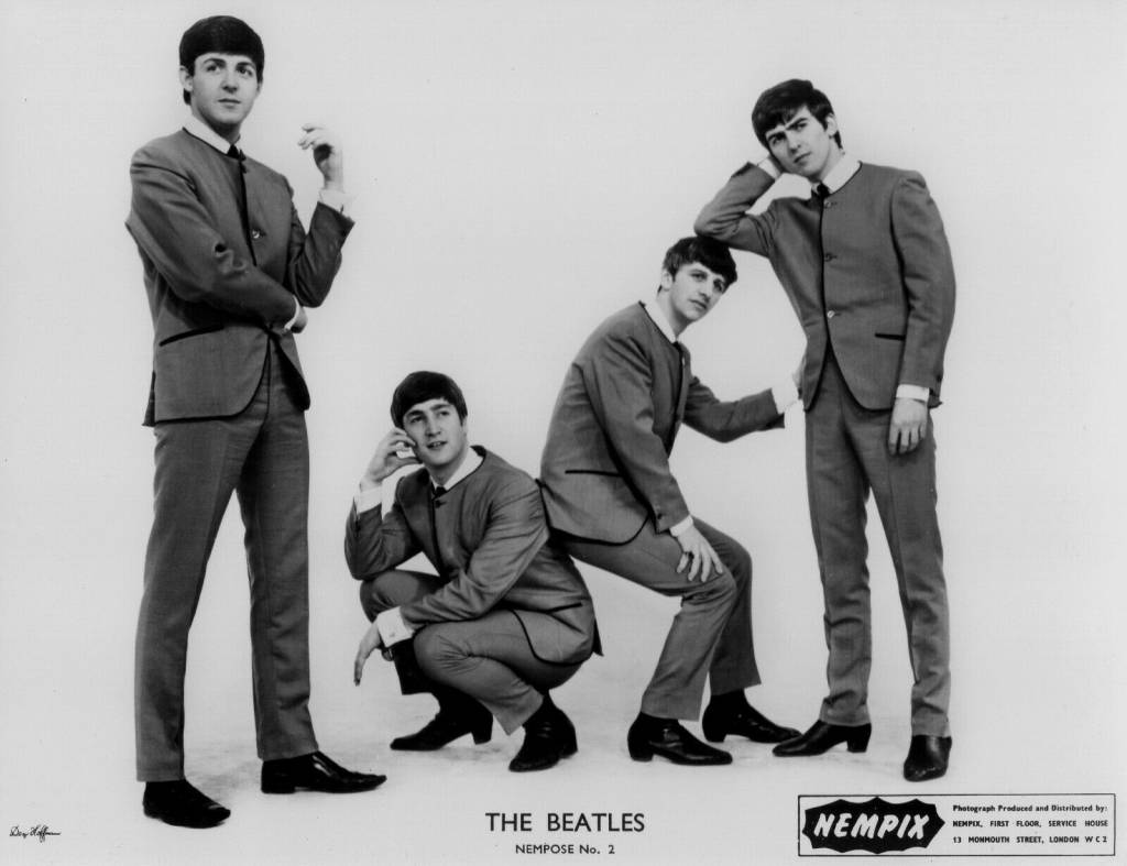 Beatles com terno Pierre Cardin -