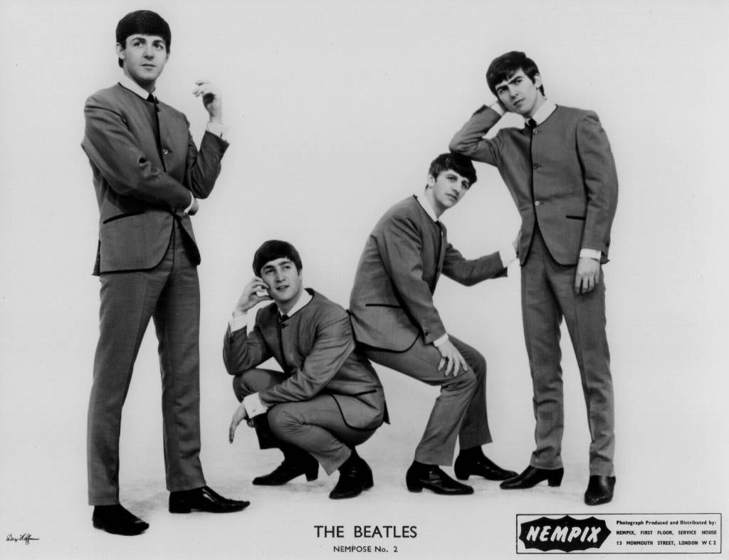 1963-beatles Beatles com terno Pierre Cardin -