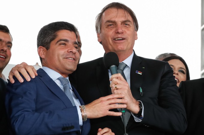 ACM Neto e Jair Bolsonaro na inauguração do Aeroporto Glauber Rocha, em 2019